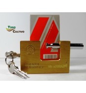 Candado 90 mm. Rectangular.